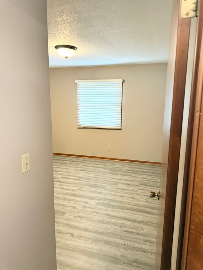 Building Photo - 2508 Dogwood Dr