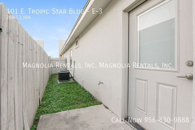 Building Photo - 2 Bedroom 2 Bath in Pharr in Gated Subdivi...