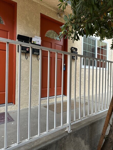 Front door - 2406 Florencita Ave