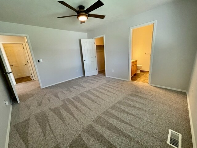 Building Photo - 5008 N Rothmans Ave