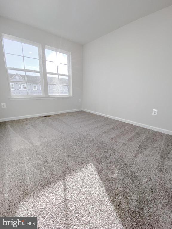 Building Photo - 141 Canning Rd