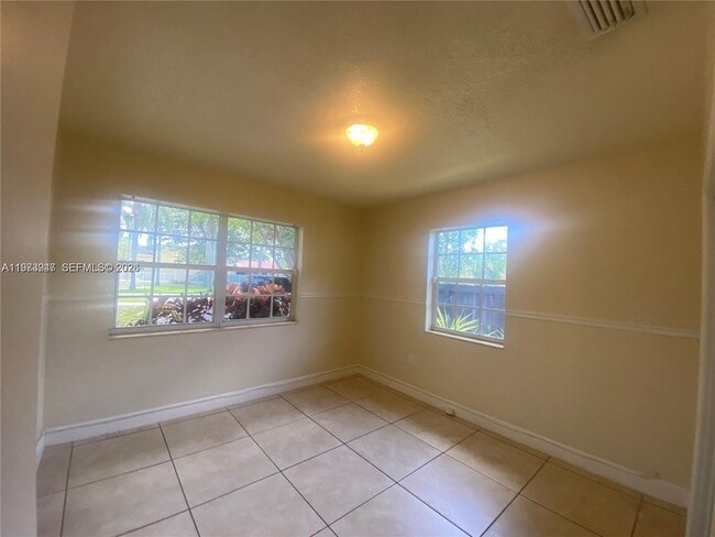 Building Photo - 700 Curtiss Pkwy