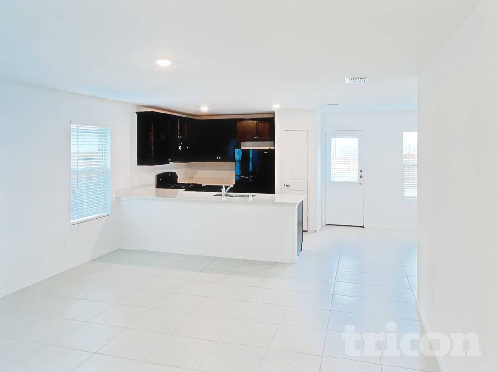 Building Photo - 707 Odlozil Ln