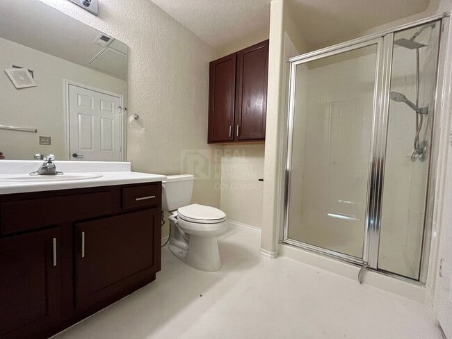 Building Photo - 3928 Riviera Grove