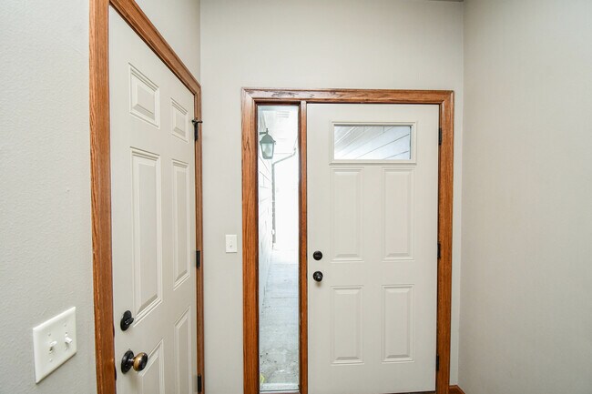 Building Photo - 8413 W 53rd St