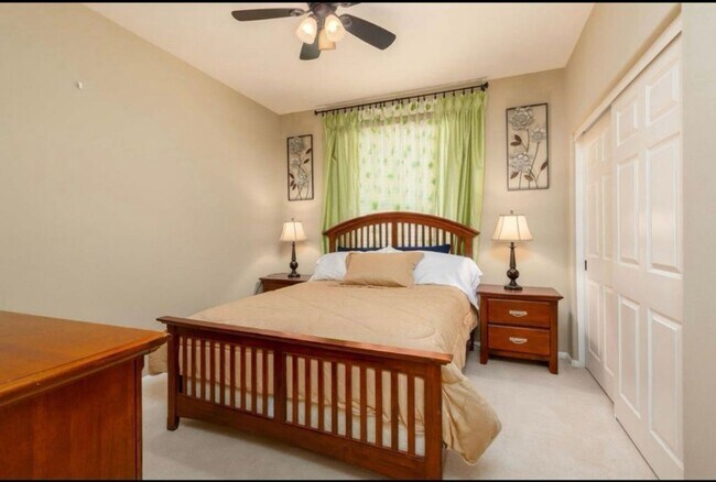 Building Photo - Spacious 5BR House in Palmdale
