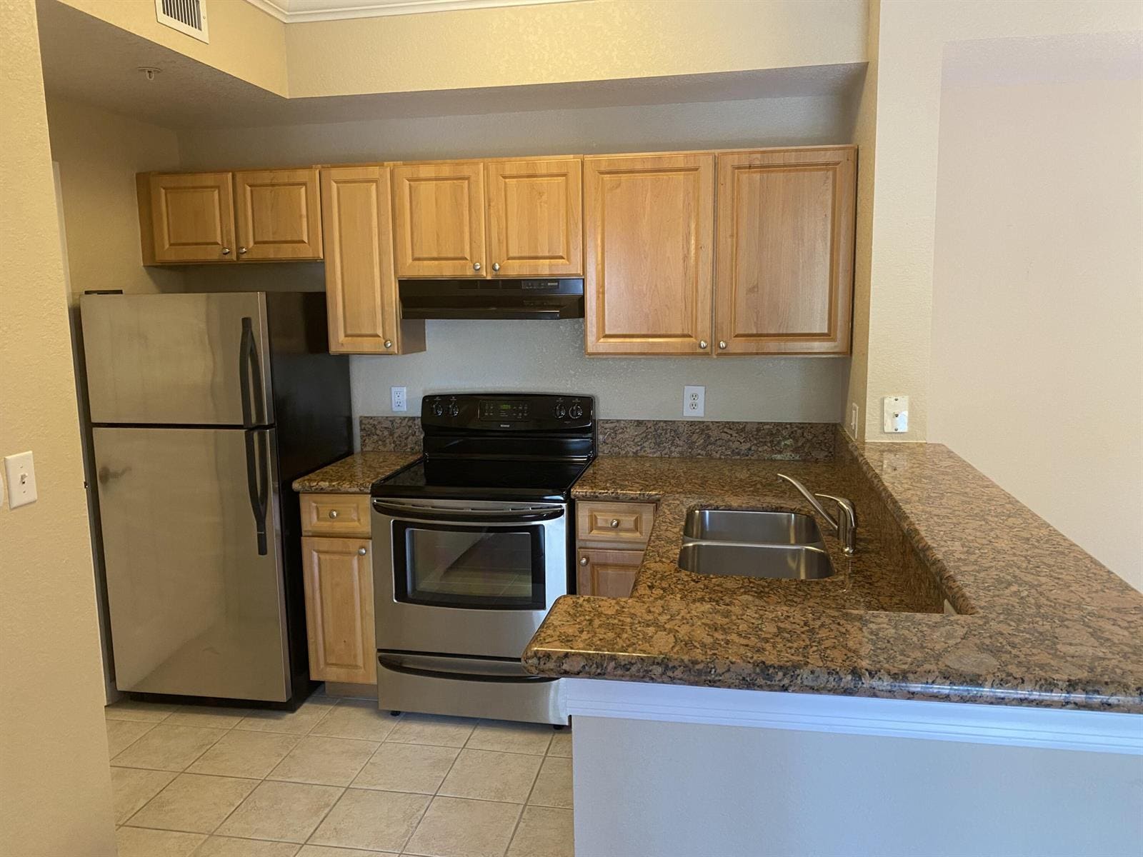 Building Photo - 15075 Michelangelo Blvd