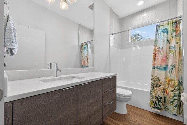 Building Photo - 6163 2nd Ave S