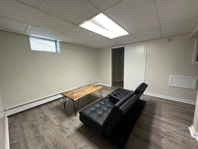 Building Photo - 126 Indiana Ave