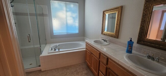 Building Photo - 3 Bedroom Plus Large office in Laguna West/Lakeside Community