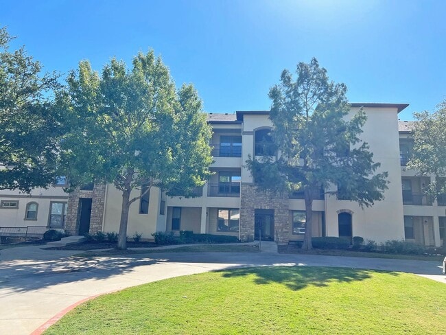 Primary Photo - Great 2 Bdrm 2 Bath Condo in Lake Dallas Tx