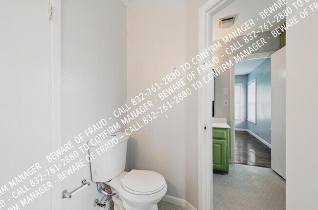 Building Photo - 1928 Oldgate Ln