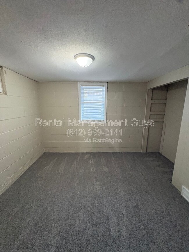 Building Photo - 4534 Zane Ave N