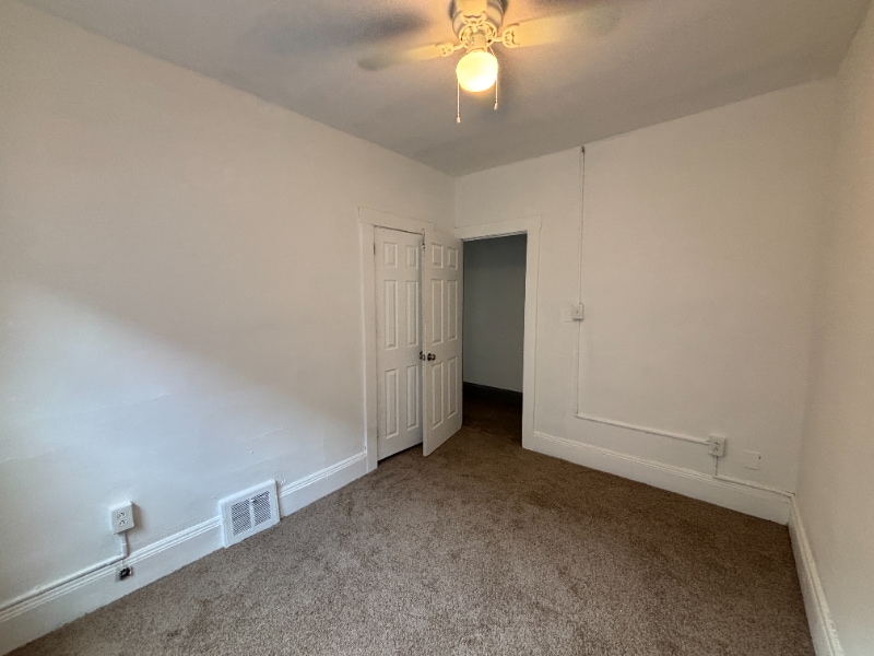 Building Photo - 971 E 143rd St