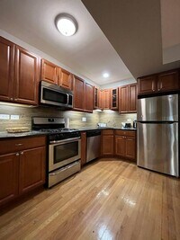Building Photo - 2 bedroom in Chicago IL 60640