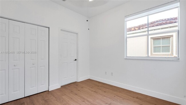 Building Photo - 4921 SW 140th Terrace