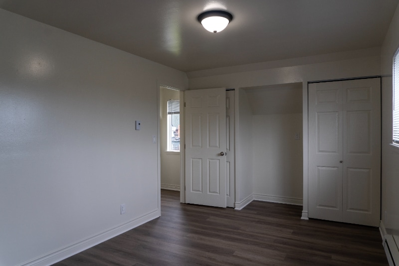 Building Photo - 2324 Walnut St