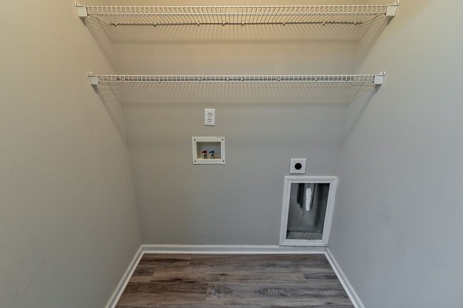 Building Photo - Prattville Rental available now!