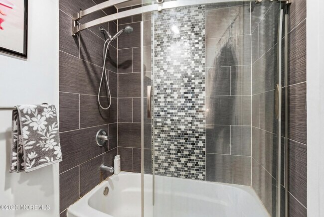 Building Photo - 280 Oakley Ave