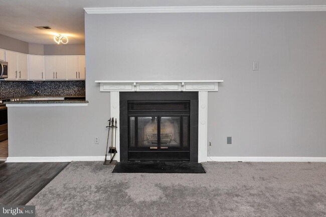Building Photo - 10 Sumac Ct