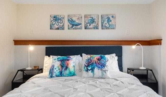 Building Photo - 173 Aloha St