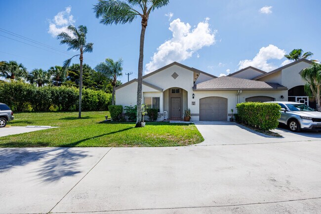 Building Photo - 9497 Boca Gardens Pkwy