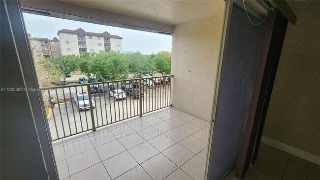 Primary Photo - 15201 SW 80th St