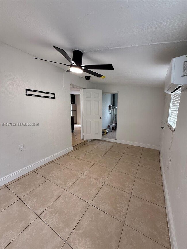 Building Photo - 7320 Ramona St