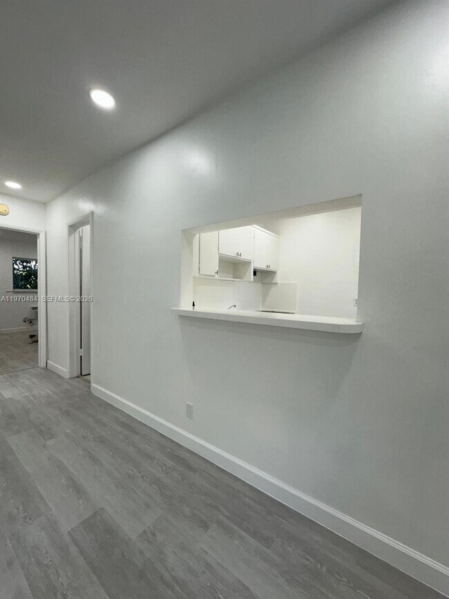 Building Photo - 2838 Madison St