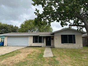 Building Photo - Ready for move in