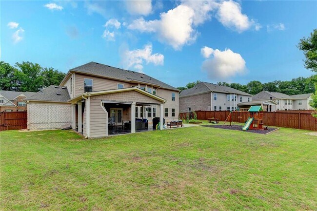 Building Photo - 6035 Ashborough Park