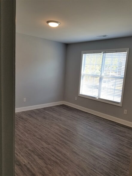 Bedroom 2 - 2810 Herndon Village Way