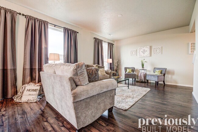 Building Photo - Stunning 3 Bed, 2.5 Bath Home in Spokane Valley! *HOLIDAY SPECIAL: $1,000 OFF!*