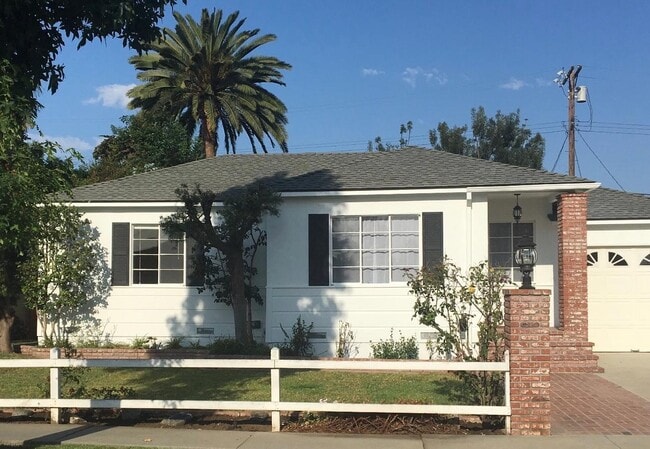 Midfield Home - 7823 Midfield Ave