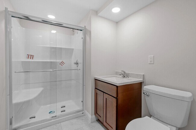 Building Photo - 1826 Franklin Ave SE