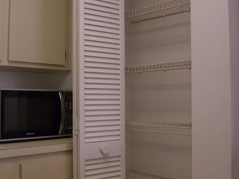 Building Photo - 5537 Sea Forest Dr