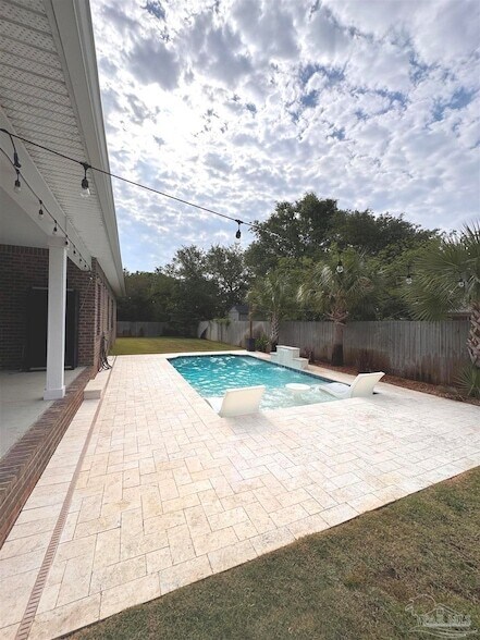 Building Photo - 5465 Abilene Ct