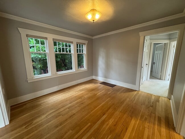 Building Photo - 6247 31st Ave NE