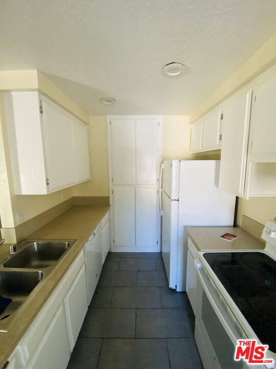 Building Photo - 8725 Beckenham Ln