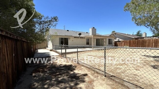 Building Photo - 13496 Vail Cir