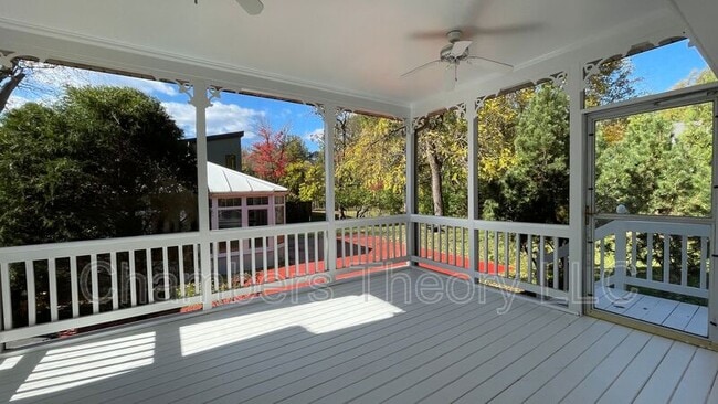 Building Photo - 10130 Blake Ln