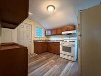 Building Photo - Affordable 1-Bedroom Apartment | Utilities Included | No Laundry