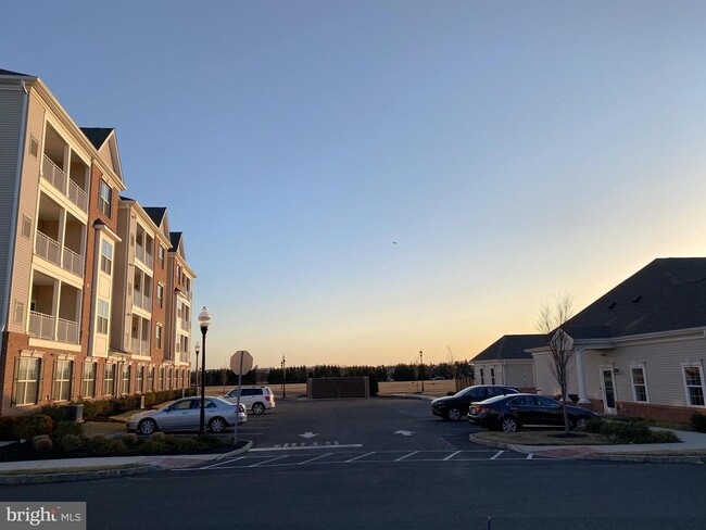 Building Photo - 5333 Palomino Ct
