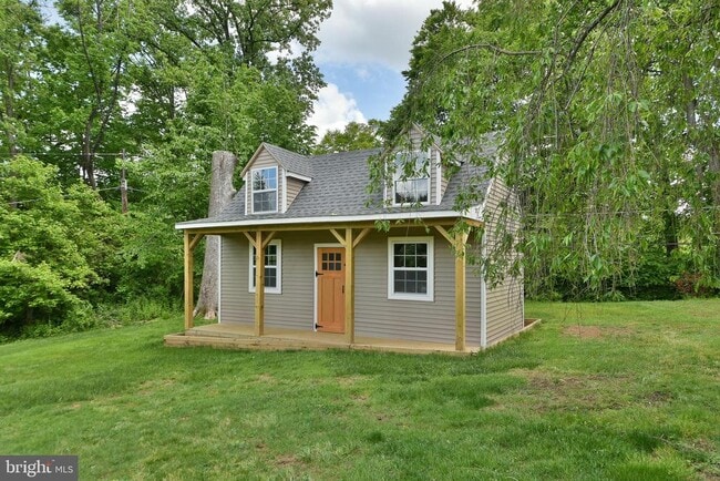 Building Photo - 966 Paige Ct