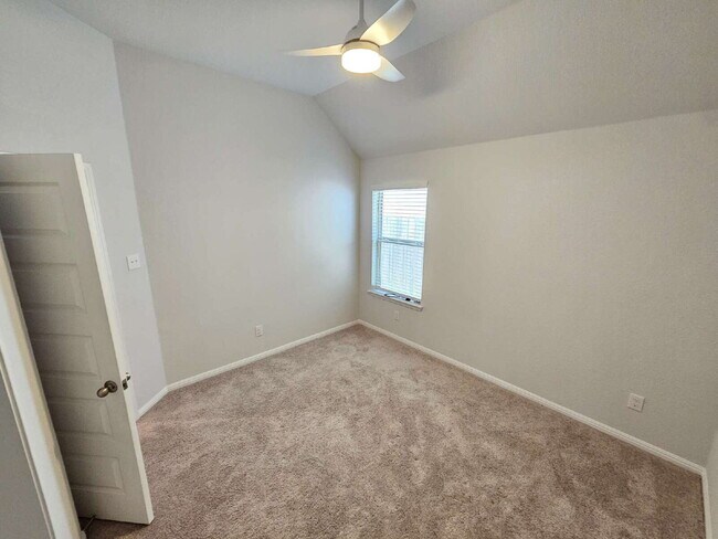 Building Photo - Gorgeous First Time Rental, 4 bed, 3 full bath with flex room which could be used as a 5th bedroo...