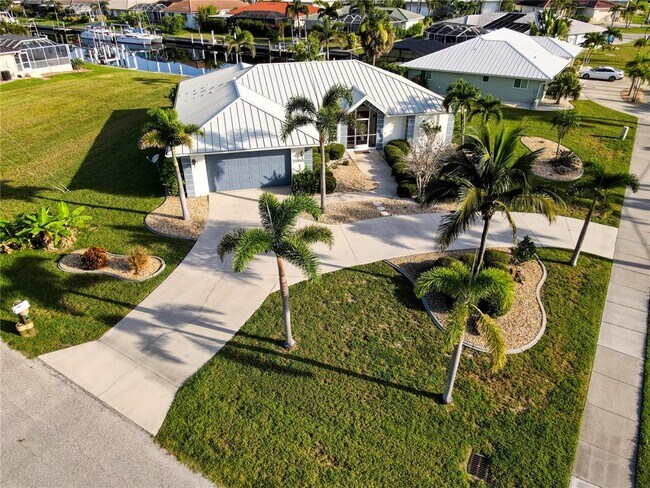 Building Photo - 2500 Rio Lisbo Ct