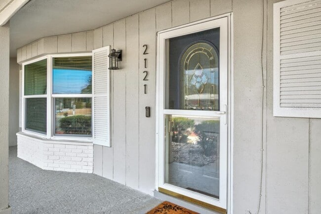 Building Photo - 2121 Greenbriar Blvd