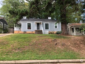 Building Photo - Remodeled Highland Home