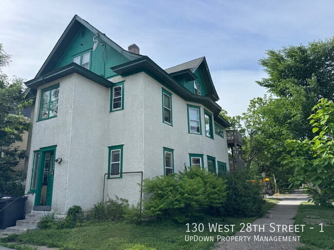 Building Photo - 130 W 28th St