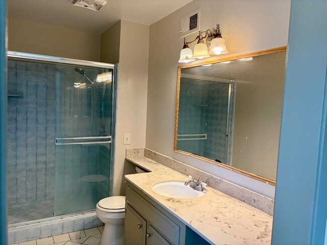 Building Photo - 478 Churchill Park Dr